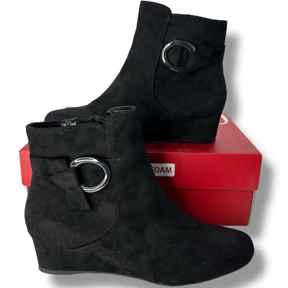 NEW Impo Suede Wedge Booties Size 7 Black Buckle Ankle Boot Comfort Heels - Picture 1 of 13